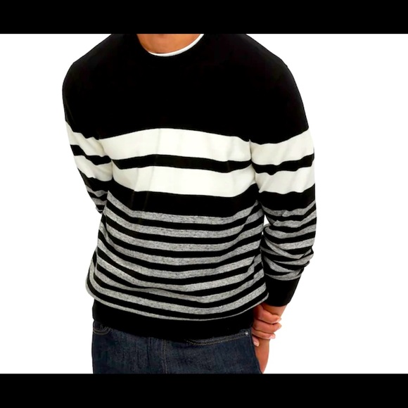 🔥🔥SOLD🔥🔥Gap Sweater - Picture 1 of 5